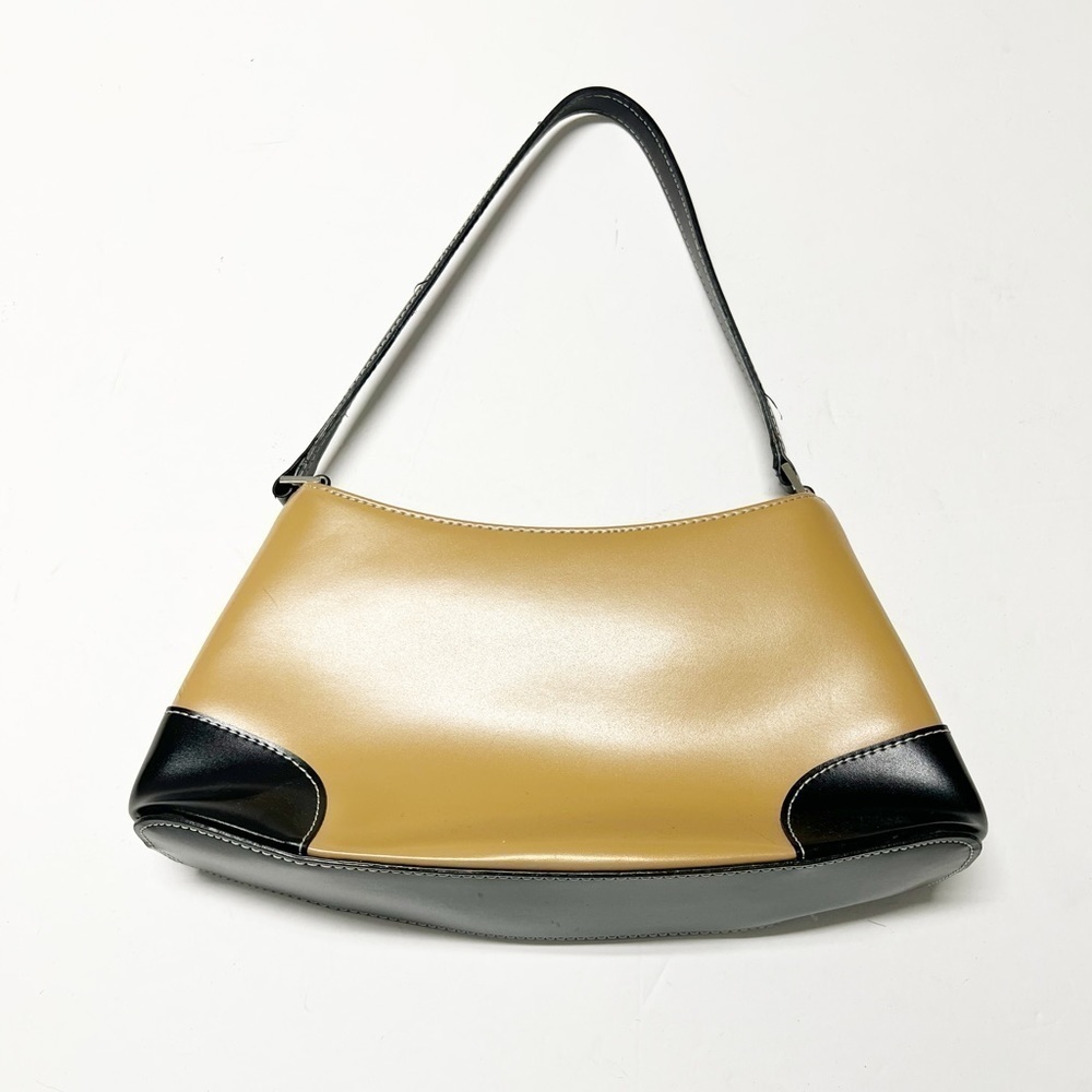Vintage 90s Y2K Faux Leather Tan Black Zip Up Shoulder Baguette Mini Bag